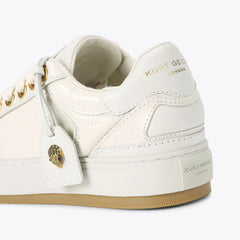 southbank tag sneaker