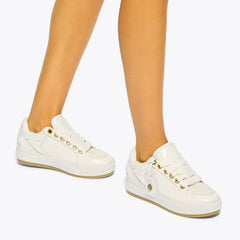 southbank tag sneaker