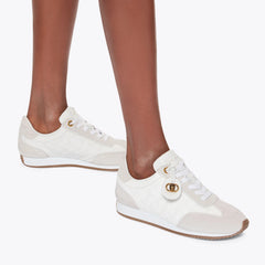 chelsea tag sneaker