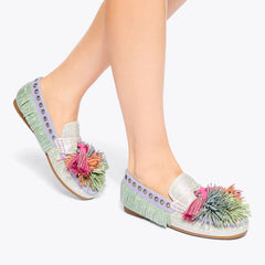 pom pom moccasin