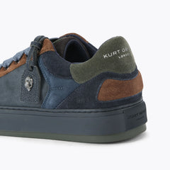 southbank tag sneaker