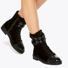 stoop combat boot